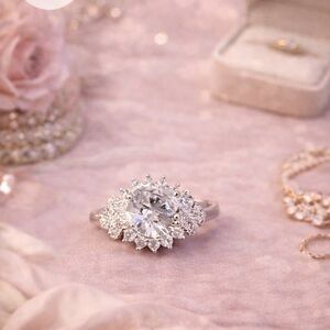 Elegant Silver Women's Ring